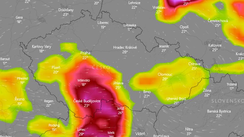Přes Česko se přeženou další velmi silné bouřky, varovali meteorologové
